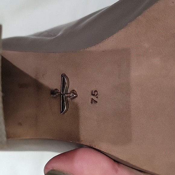 Pour La Victoire gray leather heeled mules - Picture 11 of 11